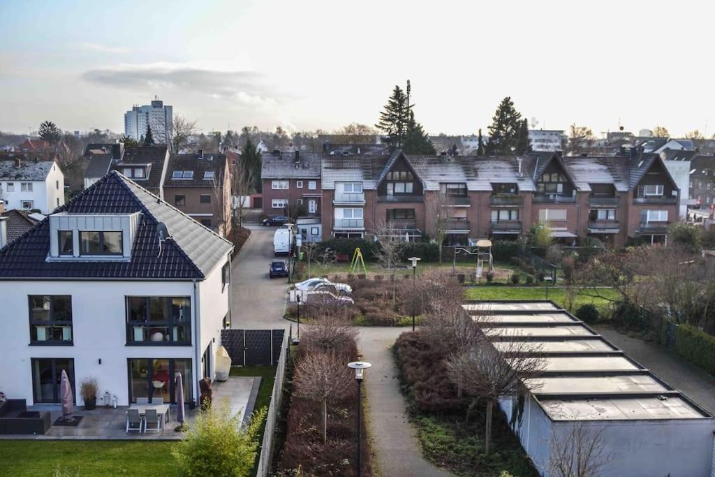 Schoene Dachgeschosswohnung Nahe Koeln Exterior photo